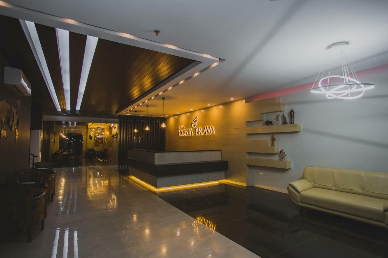Hotel Costa Brava Tacloban Esterno foto